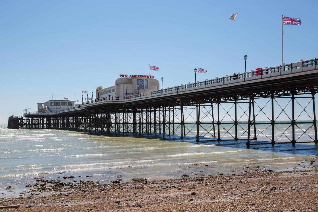 Апартаменты Gorgeous With Balcony, 2 Mins To And Pier *